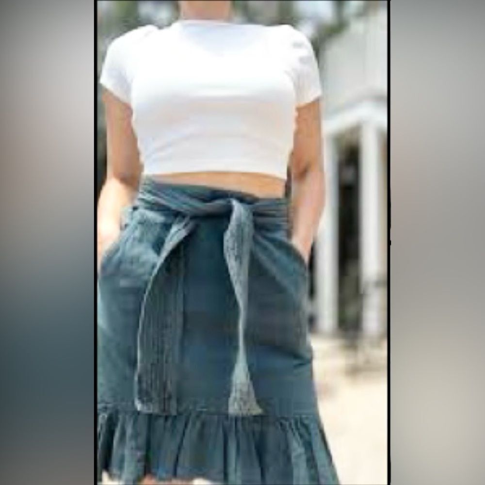 Anthropologie Pilcro AMORA Ruffle Hem Tie Waist Boho Mini Skirt